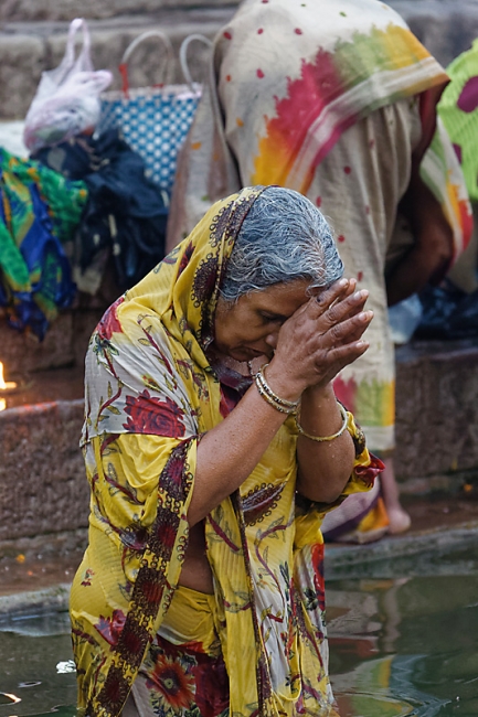 Varasani-Promenade sur le Gange-023